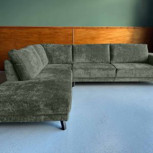 Boucle Teddy stof donkergroene hoekbank Dark Jungle Green links aanbieding Friesland