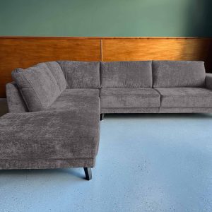 Teddy Boucle stof grijze hoekbank Calm Grey links goedkope ruime hoek bank Friesland