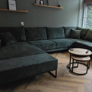 Donkere U bank ribstof Assen - Onyx - klant foto